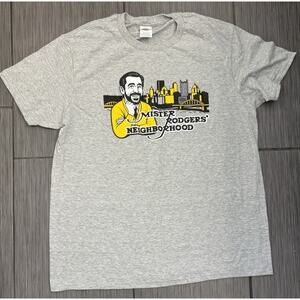Aaron Rodgers "Mr. Rodgers' Neighborhood" Short Sleeve Gray T-shirt Men's Large